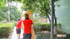新房搬家送礼有讲究 乔迁新居送什么礼物最好