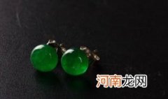 翡翠玉石的原石怎么鉴别 翡翠小原石怎么鉴别