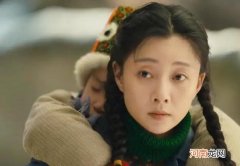 43岁殷桃在北京的豪宅，家中布满名贵花草和家具，价值超百万