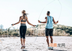 跳绳跳多久有减肥效果