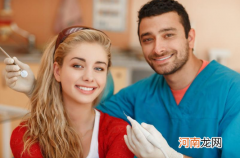 拔牙后睡觉不能压着拔牙侧吗