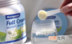 成人奶粉冲多少度合适