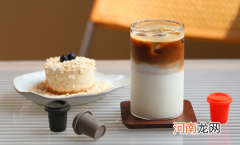 喝冰美式牙齿会变黄吗