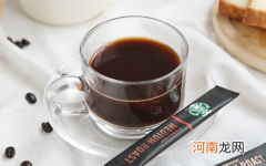 喝冰美式可以消肿吗