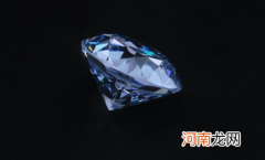 钻石摔了会摔出裂缝吗