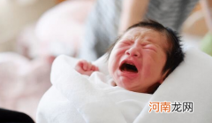 婴儿头上胎毛一摸就掉然后头皮颜色变白