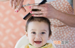 女儿3岁了头发稀少又软剃光头有用吗