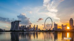 新加坡一个月工资一般多少 新加坡平均工资多少一个月