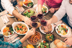 请客吃饭说的感谢话语 请客吃饭开场白感谢的话怎么样说