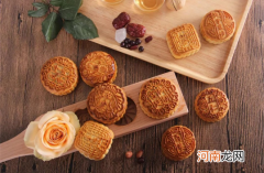 月饼回油过后月饼油油的是属于正常情况吗