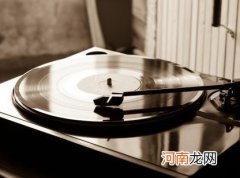 送你三月的风和六月的雨九月的风景是什么歌