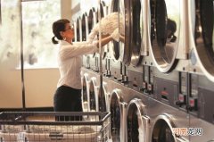 干洗店怎么洗衣服的