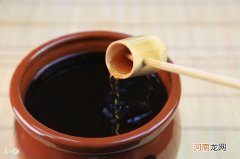 拿醋消毒房间方法