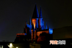 ?北京环球影城灯光秀每天都有吗