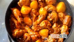 炖整鸡腿要几个小时