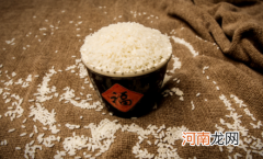 大米颜色微黄正常吗