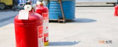 二氧化碳灭火器的使用方法及注意事项 二氧化碳灭火器的使用方法及注意事项