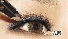 嫁接睫毛一般多少钱 种睫毛多少钱