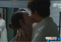 李小冉钟汉良浴室激吻 何以笙箫默