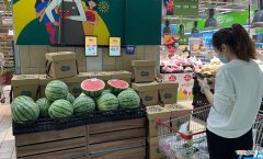 疫情下的民生问题 上海浦东120万斤西瓜滞销