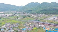 渝怀铁路最新走向 渝怀铁路经过哪些站