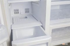 冰箱保鲜室结冰怎么解决 冰箱保鲜室结冰怎么回事