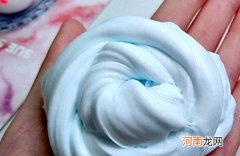 剃须泡沫也能用 怎么用小苏打做起泡胶？搅拌五种原料