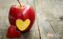 不能吃 苹果心烂了还能吃吗 有很多细菌影响身体健康