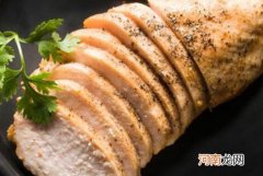 鸡胸肉应该怎么挑选 肉质紧实富有弹性有光泽的比较好