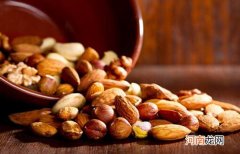 坚果不能和什么一起吃 和肉一起吃脂肪含量太高