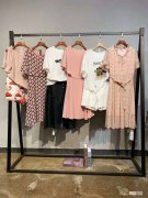 衣服在哪里买 吃鸡衣服在哪里买