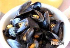 海虹为什么有白的还有红的