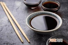 米醋和陈醋的区别 两者的制作原料不同米醋的功效有哪些