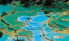 世界规模最大钙化彩池群，黄龙五彩池人间仙境