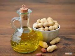 炒菜时到底用菜籽油还是花生油 菜籽油和花生油哪个好