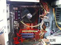 集成显卡装在哪里 显卡装在哪里