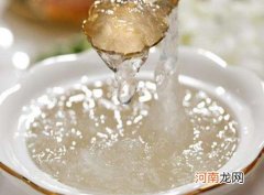 假燕窝是怎么样的？为什么有的燕窝颜色比较黄