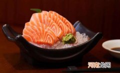 三文鱼为什么吃起来很腻 三文鱼吃多了会怎么样