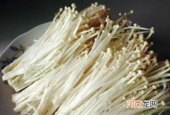 吃金针菇会上火吗？吃金针菇有哪些好处？