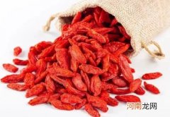 枸杞软了发粘还能吃吗？枸杞轻微霉变的补救方法