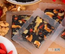 阿胶糕发苦是好还是坏？阿胶糕有点苦是过期了吗