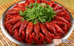 吃龙虾时头部到底能不能吃，洗虾粉对人体有伤害吗
