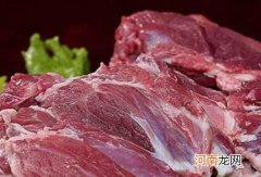 羊肉火锅吃了会上火吗？羊肉配什么吃不上火？