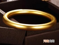 抖音直播间的周大福是真的吗？周大福上面没有CTF是正品么