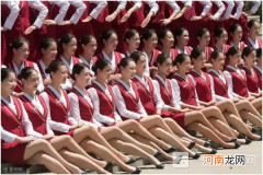 空姐工资一般多少钱一个月？空姐待遇怎么样？