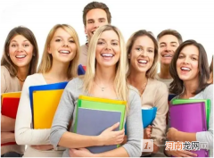 商务英语面试自我介绍3分钟通用 商务英语面试自我介绍范文