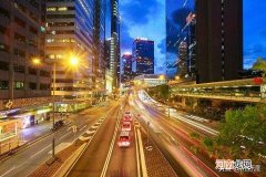 灯红酒绿形容什么样的人 灯红酒绿是什么意思