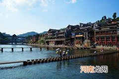 水流向与房屋的风水傍水而居为大吉