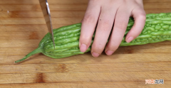 苦瓜炒鸡蛋的做法步骤 苦瓜怎么做好吃又不苦还有营养