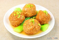 狮子头的家常做法又滑又嫩 狮子头怎么做好吃